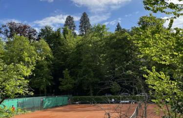 Apartment - zentrumsnah, eigener Parkplatz und großer Balkon ins Grüne - Foto 43