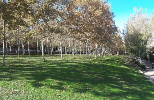 House in Sant Cugat, 25 Mins to Barcelona center - Foto 2