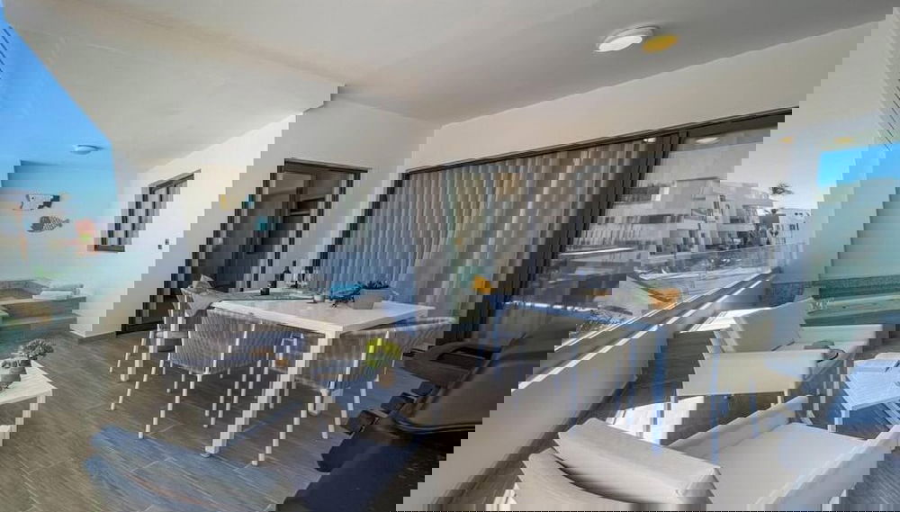 Incredibly Beautiful Condo Just Steps to the Beach - Foto 1, Quarto