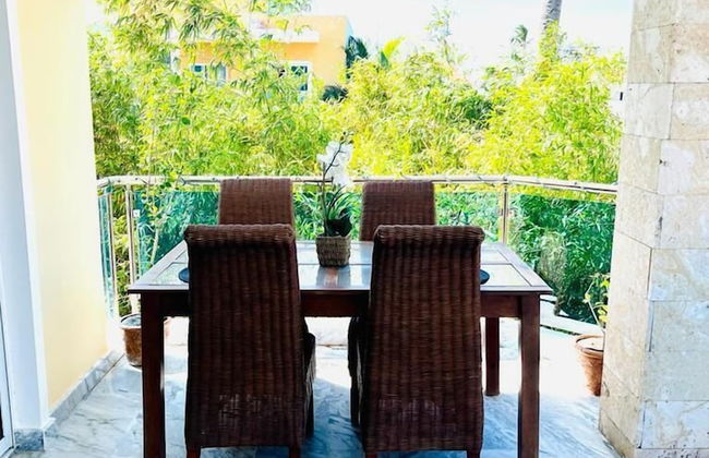 2 Minutes Walk to Beach Huge 3 bdrm Condo with Pool - Photo 53