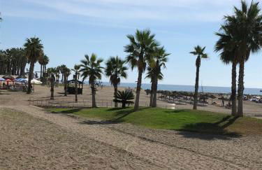 Relaxing vacation at the beach - Photo 20