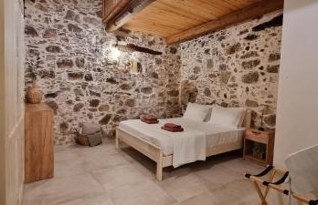 Mesavlia Traditional Stone House - Photo 12