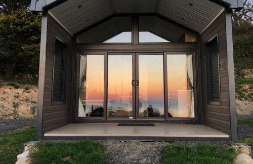 POD6 Family Glamping with seaview & Wi-Fi - Photo 12