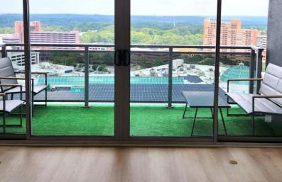 Cozy Penthouse at Towson City View - Foto 23