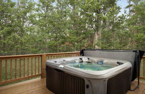 Cozy cabin w hot tub, fire pit & pet-friendly - Foto 3