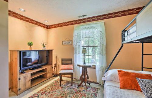 Charming Williamstown Retreat with Private Yard - Foto 21