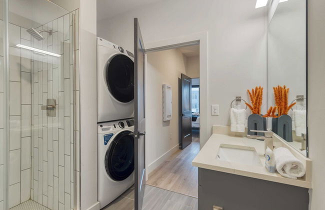 Whiskey River Walkable Midtown Location at Odyssey + Pool, Bbq, Fitness Room - Foto 19