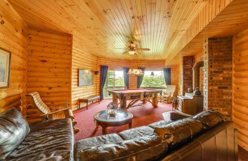 Decks and Views Spacious Cabin Near Table Rock Lake - Foto 22