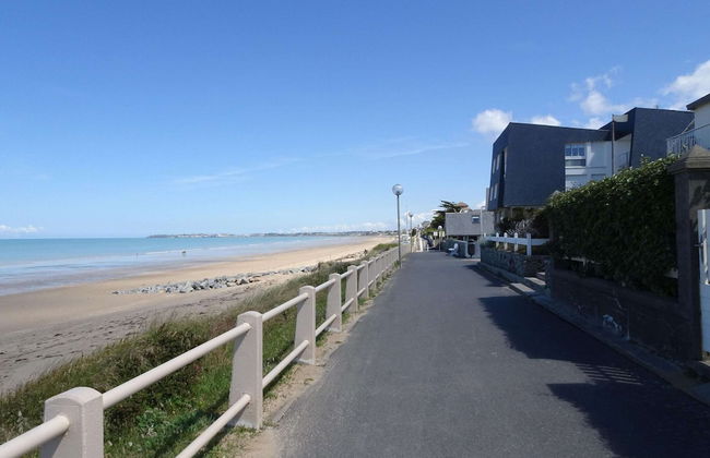Spacious Holiday Home Located in the Heart of the bay of Mont St Michel - Foto 22