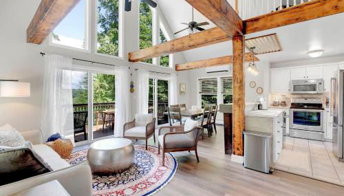 Waterfront Access with Kayaks Private Deck and a Firepit - Photo 2