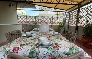 - La Terrazza al Mare- Beach & Free Parking- - Foto 14