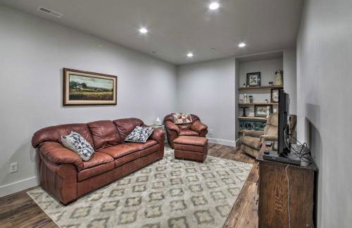 Bross Brothers Cabin with Wraparound Porch! - Foto 20