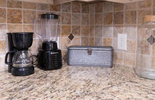 Katy Hideaway - Charming 3 BDR - Foto 14