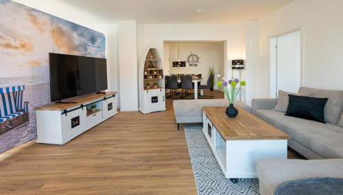 Captain's Nest - Stilvoll und modern, zentral in Hafennähe, inkl 2 Parkmöglichkeiten, 4 Schlafbereiche, 2 WCs, Arbeitsplatz, kleiner Balkon - Foto 2, heating