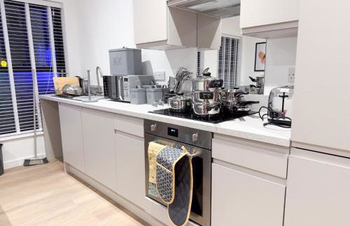 Spacious Modern 1 Bed Apartments in St Neots - Perfect for Contractors & Professionals - Free Parking - WiFi - Fully Equipped Kitchen - Smart TV Ideal for Work Stays and Long Projects - Foto 50