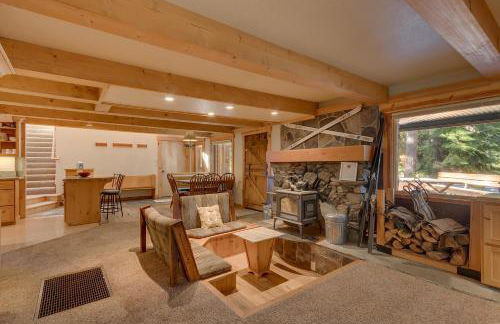 West Pine Cabin on the West Shore by Tahoe Getaways - 2 BR w 2 Bonus Rooms, Hot Tub, Pool Table & Pet Friendly - Foto 8