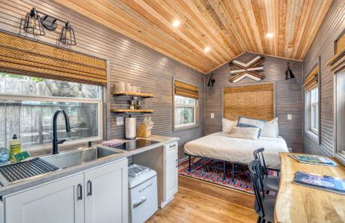 Stay Portland - Restored Farmhouse & Backyard Tiny House Village - Photo 63