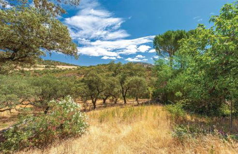 Gorgeous Home In Higuera De La Sierra - Foto 37