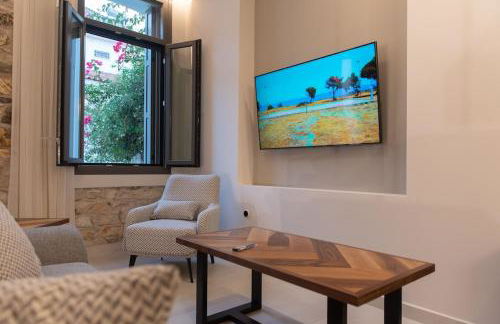 Villa Samos - Renovated stone villa with private pool- 2 min from the sea! - Foto 17