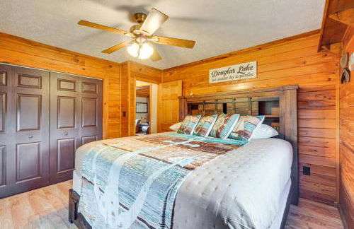 Boat Dock Pet-Friendly Douglas Lake Getaway! - Foto 13