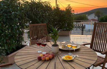 Marble's Residence - Photo 1