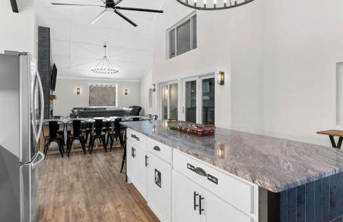 Brand New 4000 SF Vacation Home on 53 acres! - Foto 19