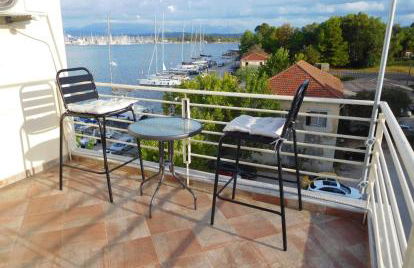 AB Preveza Apartments-15 Meters Over the Sea Attic & Alexander's the Great Executive Suite - Photo 33