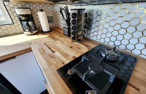 Stunning Tiny House with Picnic Space, Barbecue and Fire Pit in Meadview, Arizona - Foto 15