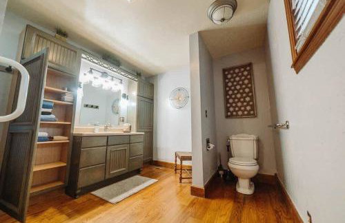 Majestic Home in Hocking wPool Jacuzzi Basketball - Foto 31