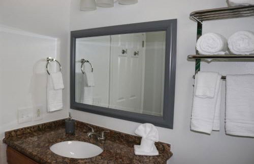 Hidden Emerald-Apartment with Kitchen and Laundry - Foto 21