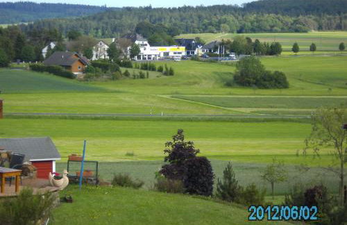 Ferienhaus - Vakantiehuis, Ferienwohnung, 100 qm, Rollmann, 54578 Nohn, Eifel- Nürburgring - Foto 4