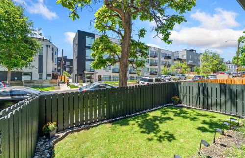 Stunning 3BD 3.5 BA - 10 Min to Downtown! Garage! - Foto 35