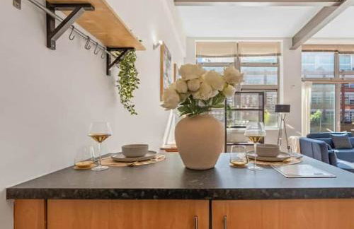 Stylish Jewellery Quarter Apartment with Terrace and Free Parking - Foto 26