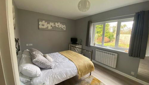 Entire guest house, in Pewsey Vale, Wiltshire - Foto 1