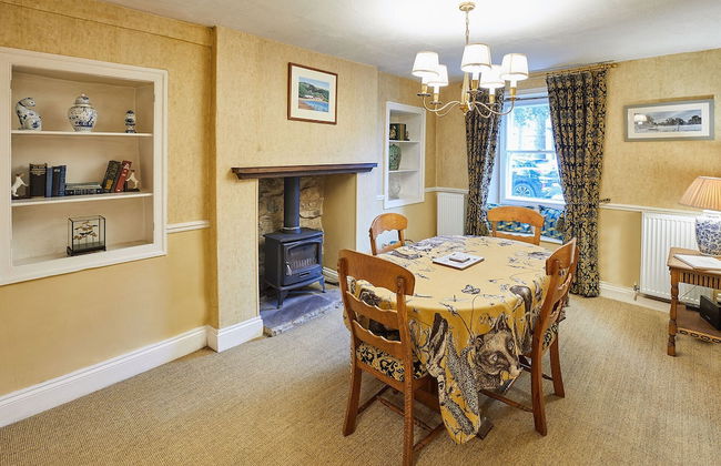 Host Stay Sixpence Cottage - Foto 5