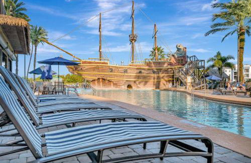 2BR Fireworks View with Pool & Spa 5 Minutes to Disney - Foto 1