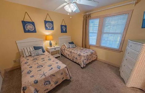 Seaside 5BR Caribbean Escape near the Rodanthe Pier - Foto 9