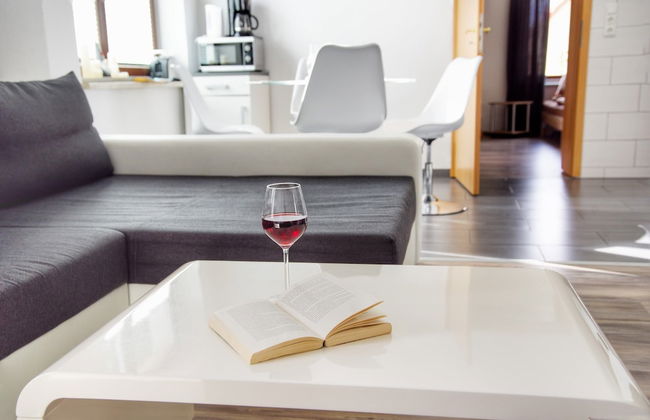 Ground-floor Apartment With Terrace and Large Garden With Lounge Area and Grill - Foto 45