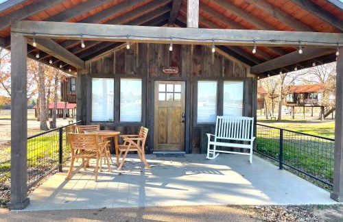 The Cardinal Cabin 15MIN to Magnolia Baylor - Photo 3