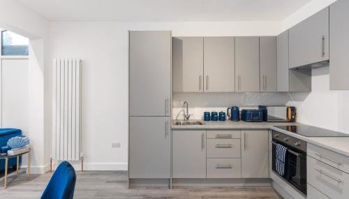 Modern 2 Bedroom APT 3 min walk to Tube station - Foto 5, stove, dishwasher, pet friendly, toaster, minibar