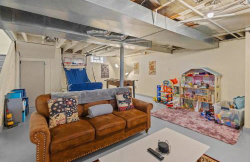 Game House in Royal Oak with Tiki Hut Dog Friendly - Foto 1