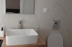 The Father's House - Photo 20