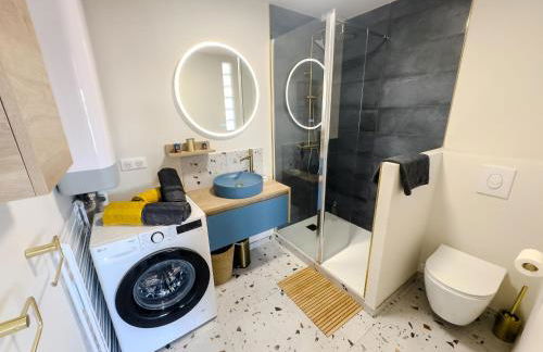 L'Escale Sètoise , Terrasse, Vue Mont St Clair - Photo 13