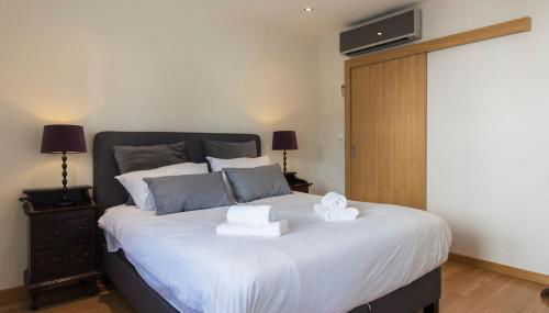 2 Bedroom Belem Wonder by LovelyStay - Photo 4