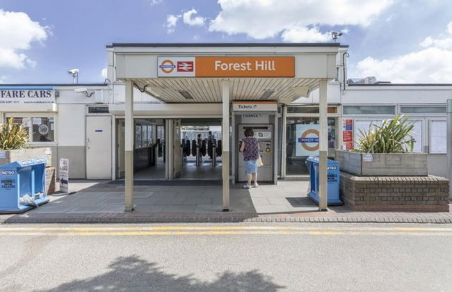 Charming 5 Star 3 Bed London Flat, Garden, Parking - Foto 18