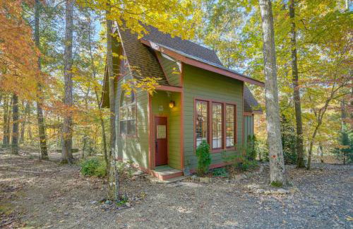 French Broad River Access Whimsical Gem with Deck - Foto 27