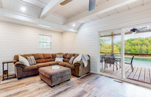 Dog Welcome Waterfront Home Sleeps 12 Firepit - Foto 13