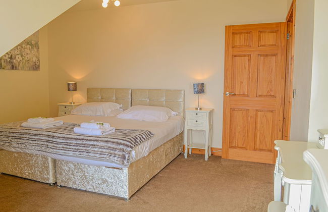 Self Catering at The Fairways - Photo 12