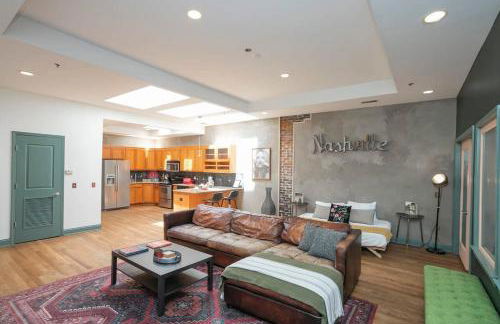 Broadway Penthouse Above Live Music & Bars - Foto 16