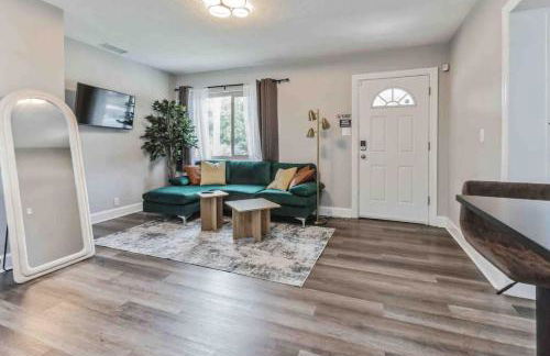 South Tampa 3BR with Backyard that Sleeps 10 - Foto 2